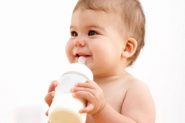 Uống sữa tăng cân đúng cách, cân nặng của bé tăng vù vù